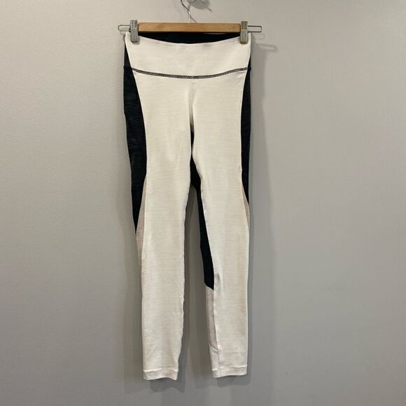 Outdoor Voices Color Block Workout 7/8 Leggings - Picture 2 of 10